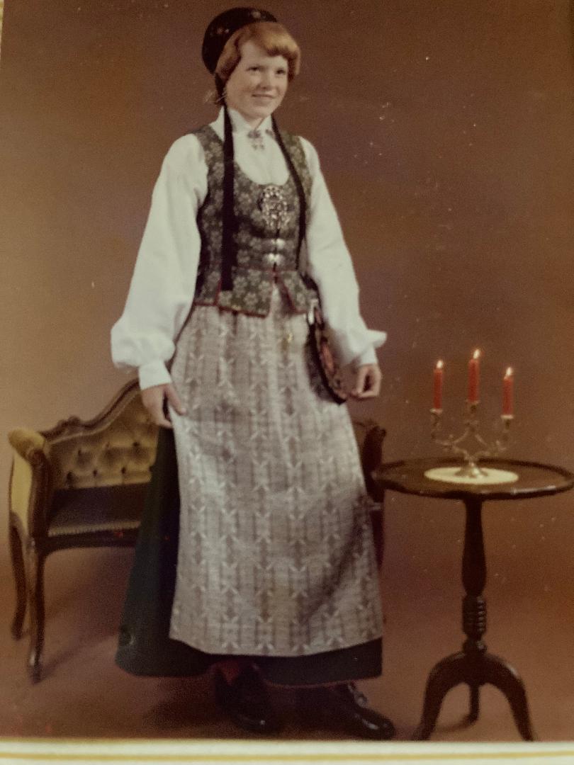 Turid Hagen in norwegian dress